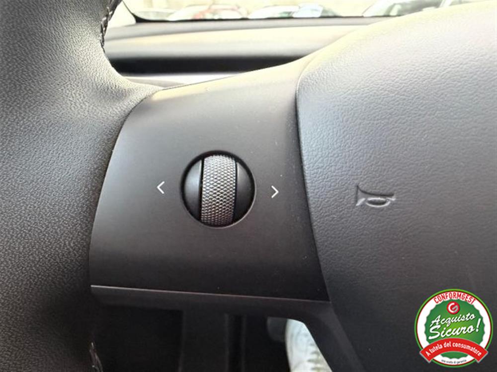 Model Y Model Y Long Range Dual Moto