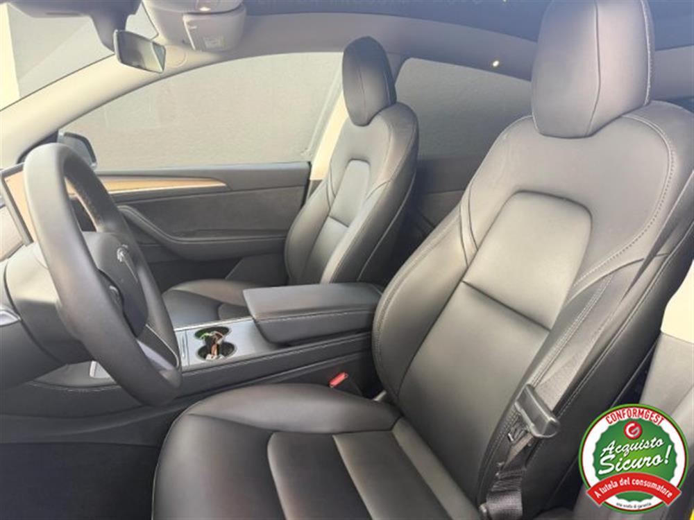 Model Y Model Y Long Range Dual Moto