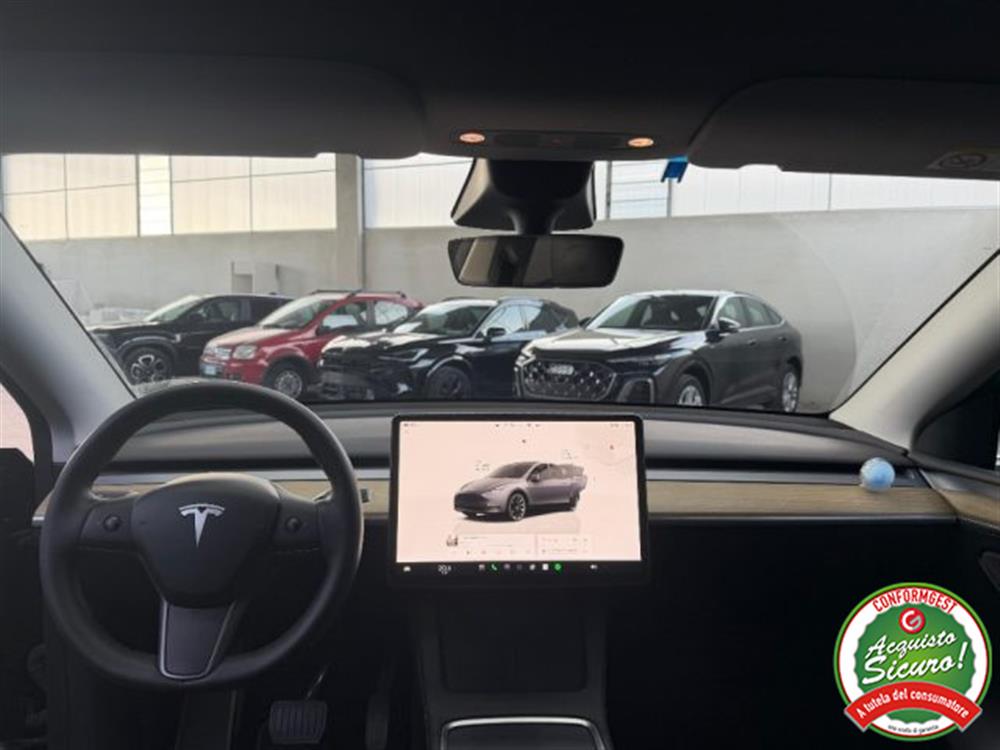 Model Y Model Y Long Range Dual Moto