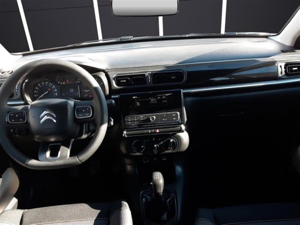 C3 C3 PureTech 82 Shine