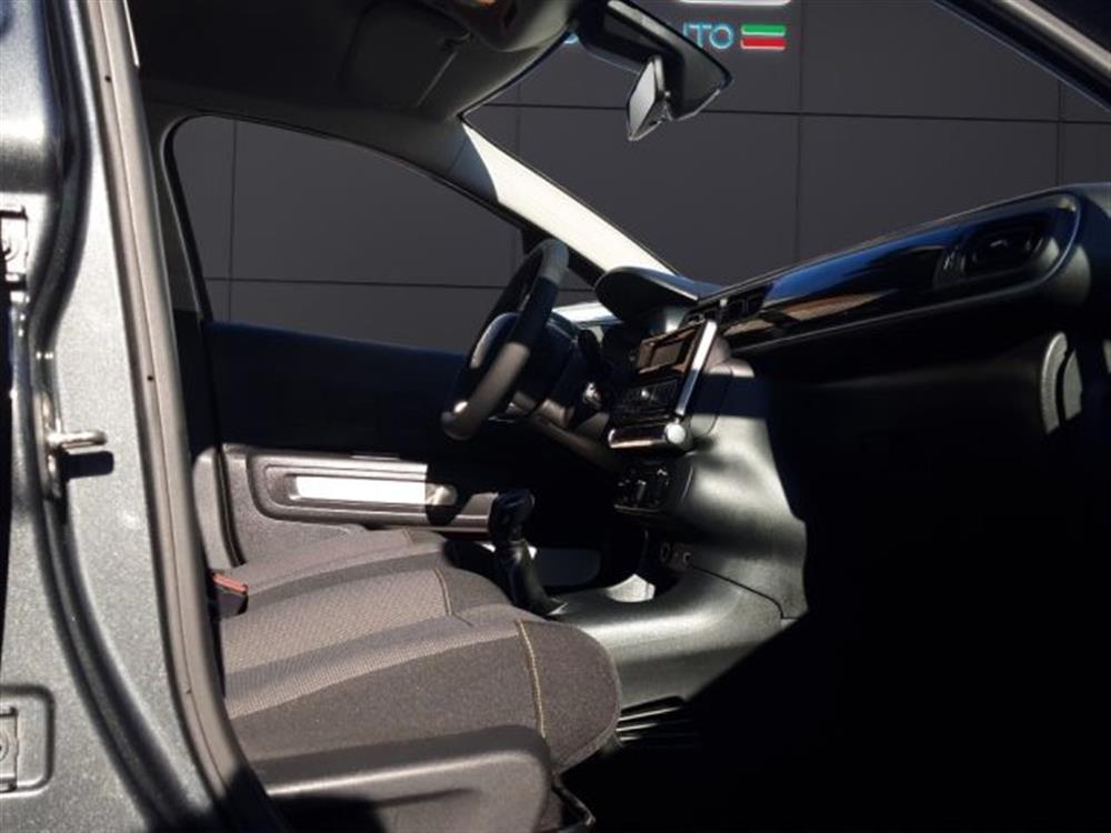 C3 C3 PureTech 82 Shine