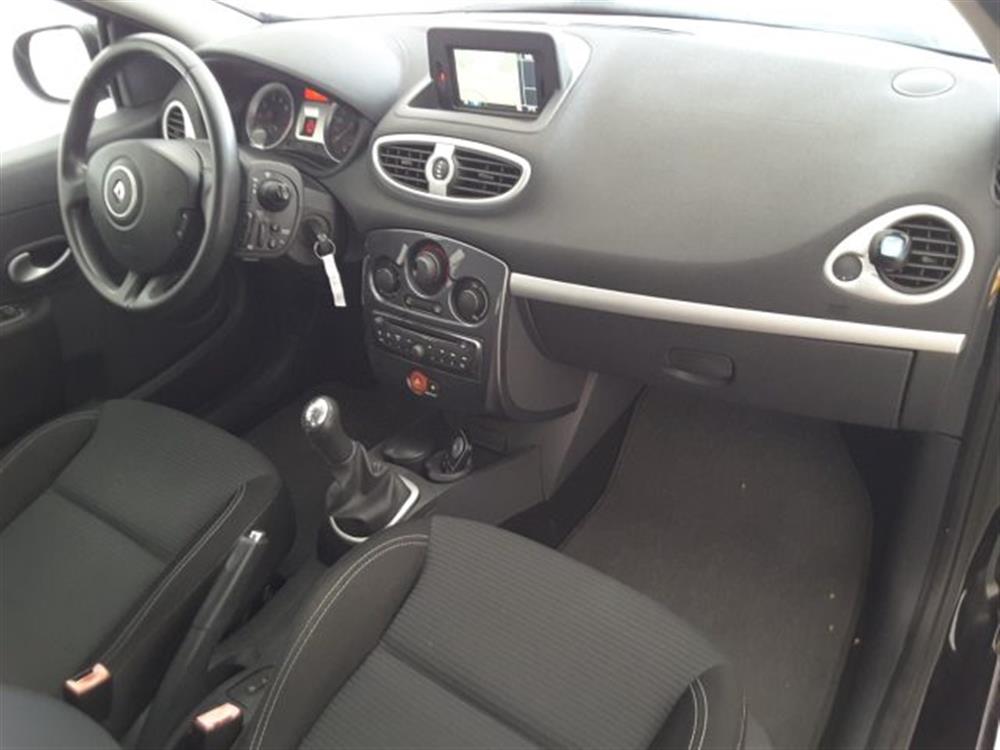 Clio Clio 1.2 16v 75cv 5 porte