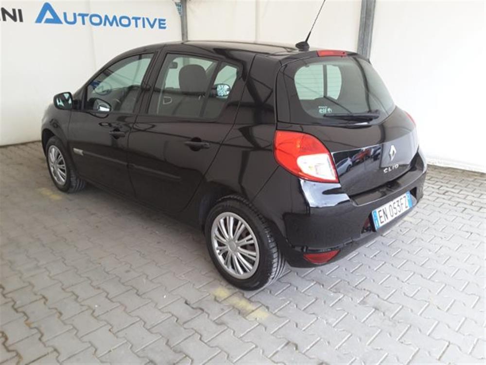 Clio Clio 1.2 16v 75cv 5 porte
