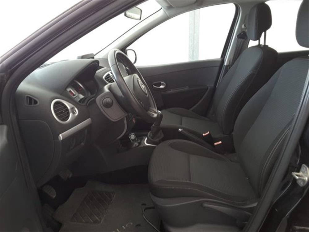 Clio Clio 1.2 16v 75cv 5 porte