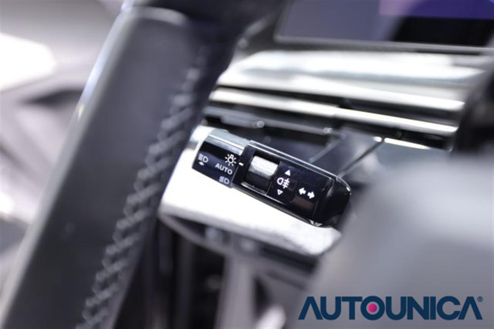 3008 3008 HYBRID 136 E-DCS6 AL