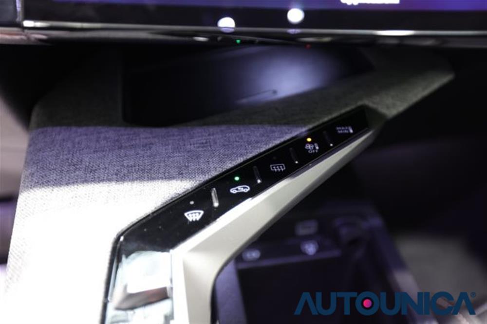 3008 3008 HYBRID 136 E-DCS6 AL