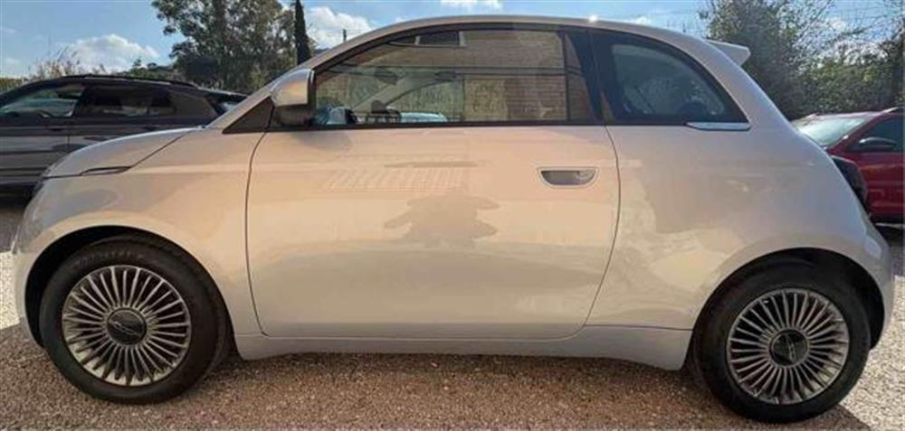 500 500 Berlina Hybrid Torin