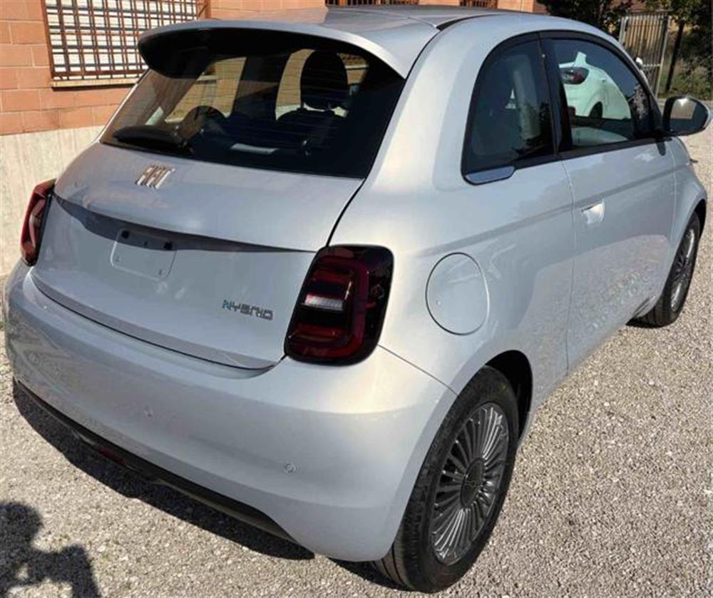 500 500 Berlina Hybrid Torin