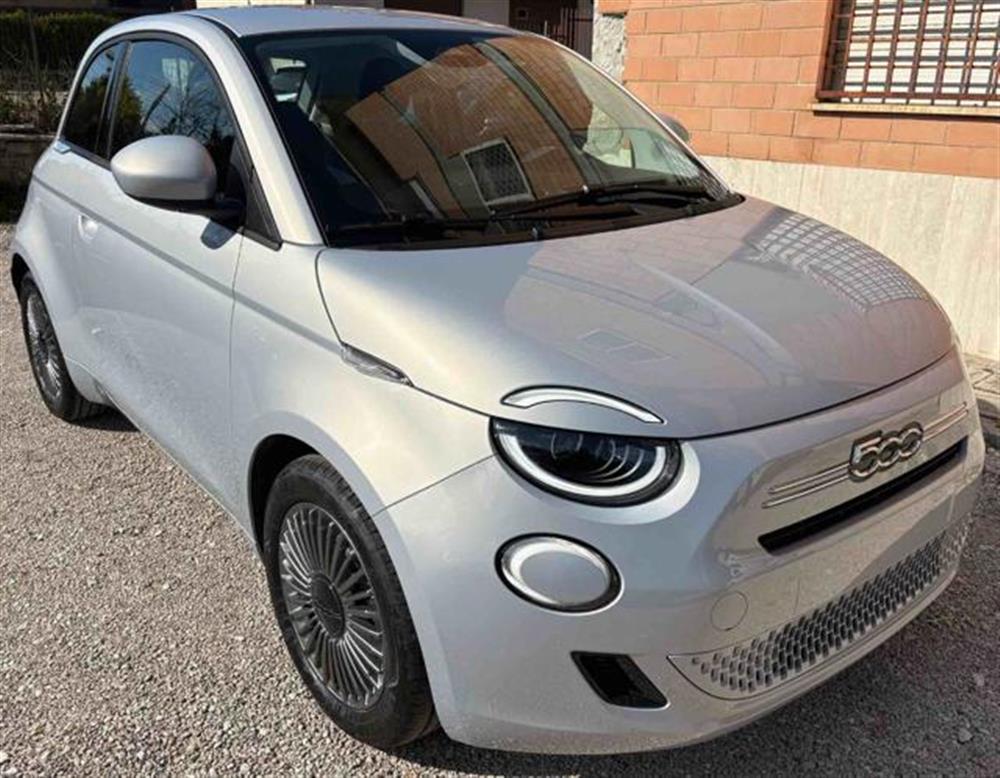 500 500 Berlina Hybrid Torin