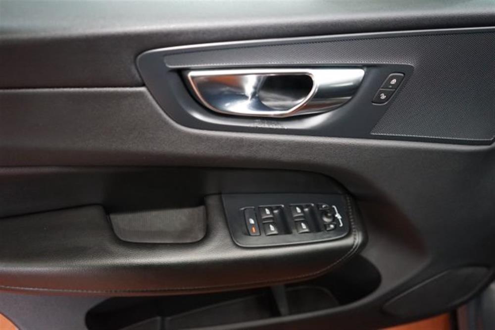 XC60 XC60 T6 Recharge PHEV AWD