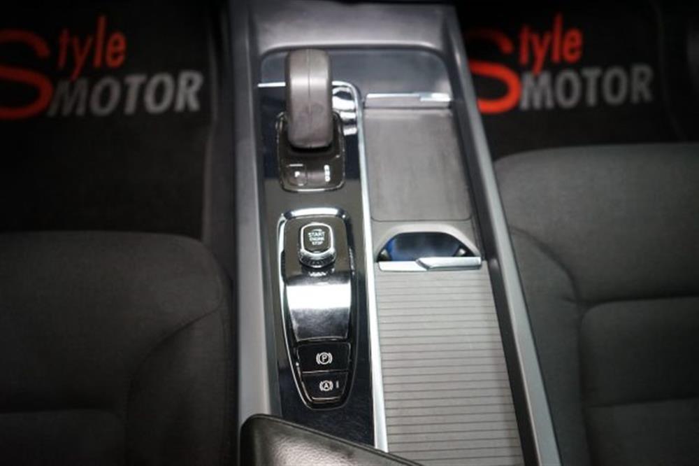 XC60 XC60 T6 Recharge PHEV AWD