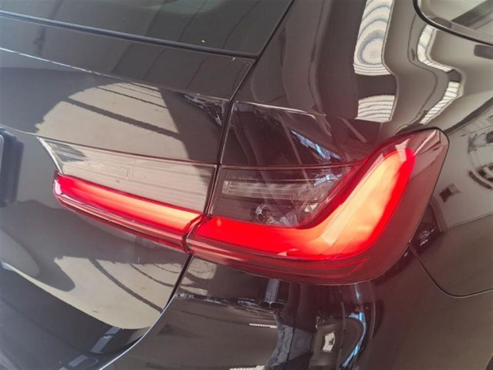 330 330 d 48V xDrive Touring