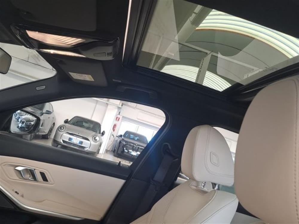 330 330 d 48V xDrive Touring