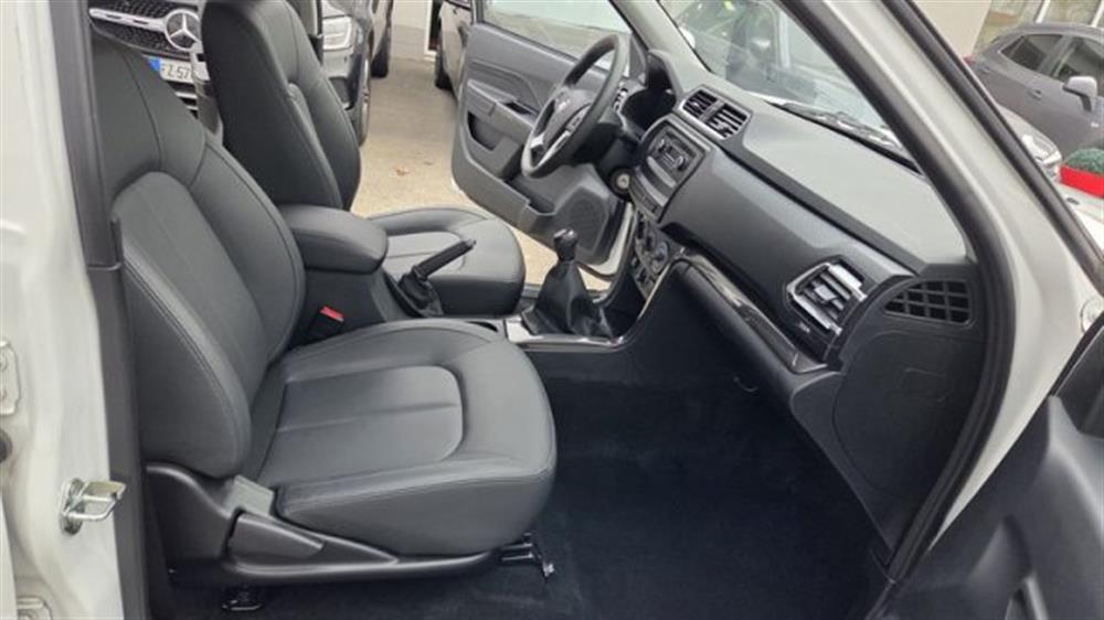 Steed Steed 2.4 Ecodual 4WD Prem