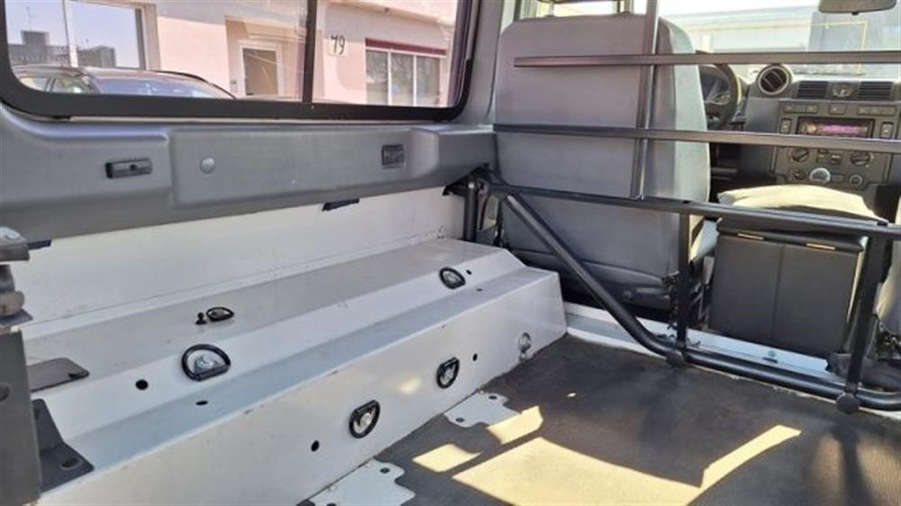 Defender Defender 90 2.4 TD4 Pick Up E