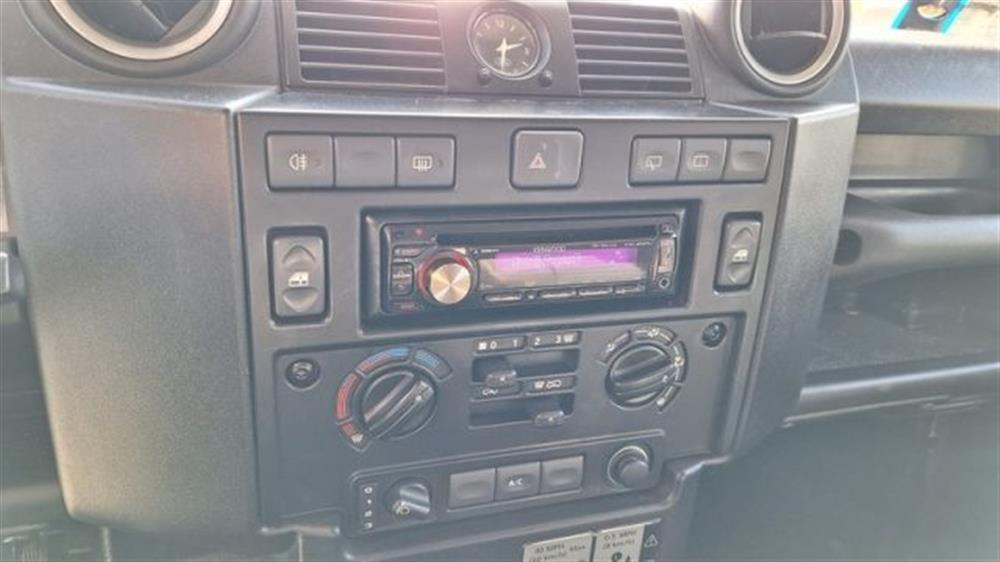 Defender Defender 90 2.4 TD4 Pick Up E