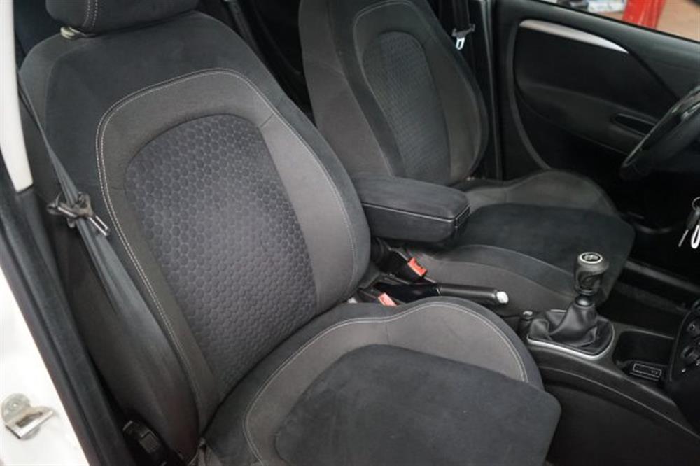 Punto Punto 1.4 8V Natural Powe