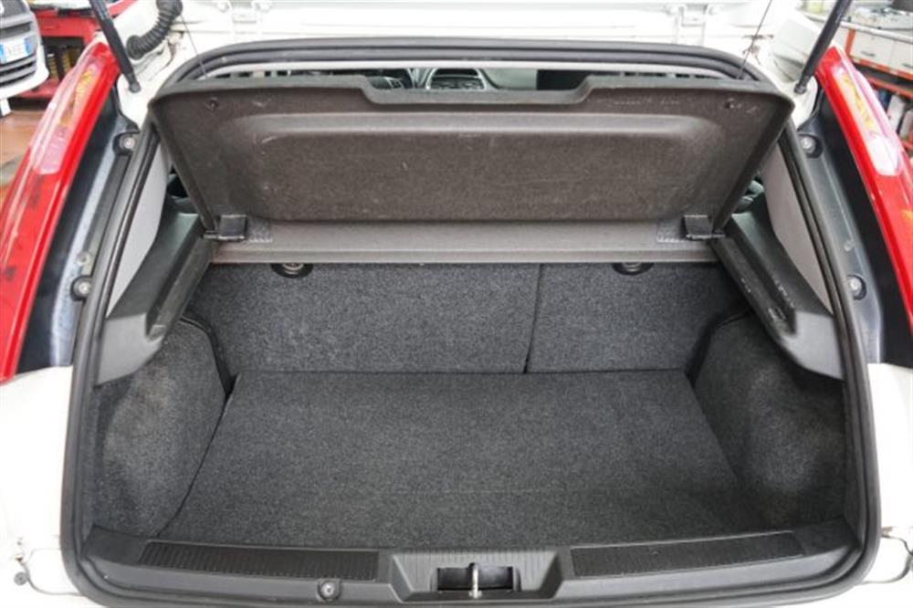 Punto Punto 1.4 8V Natural Powe