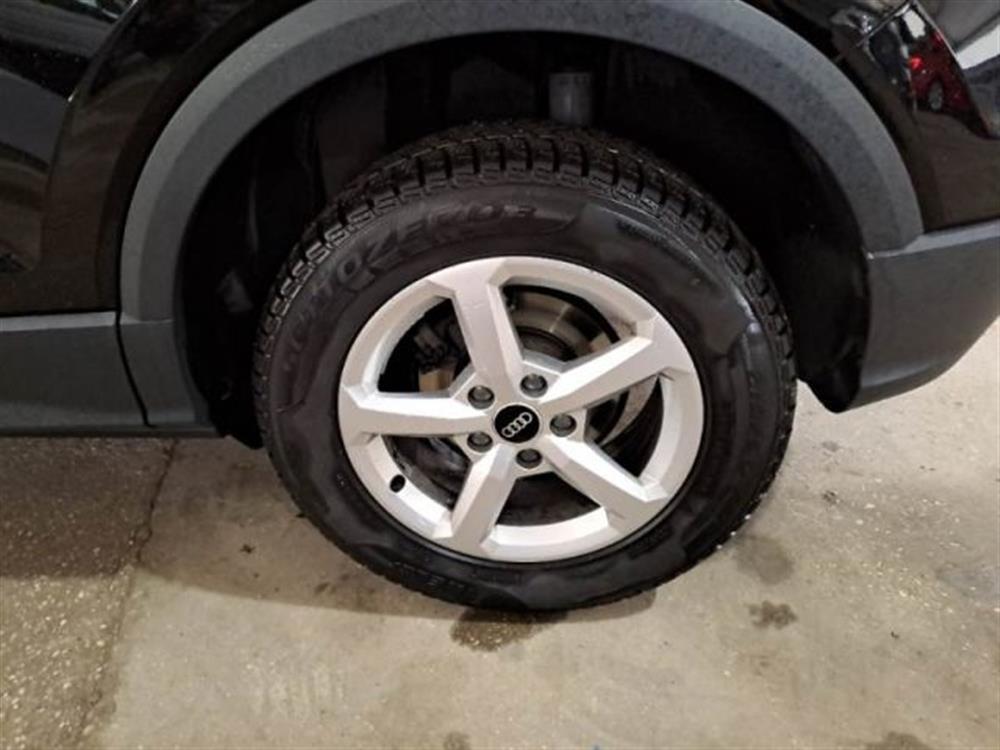 Q2 Q2 30 TDI S tronic