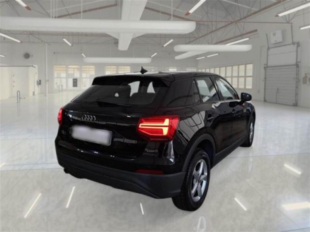 Q2 Q2 30 TDI S tronic