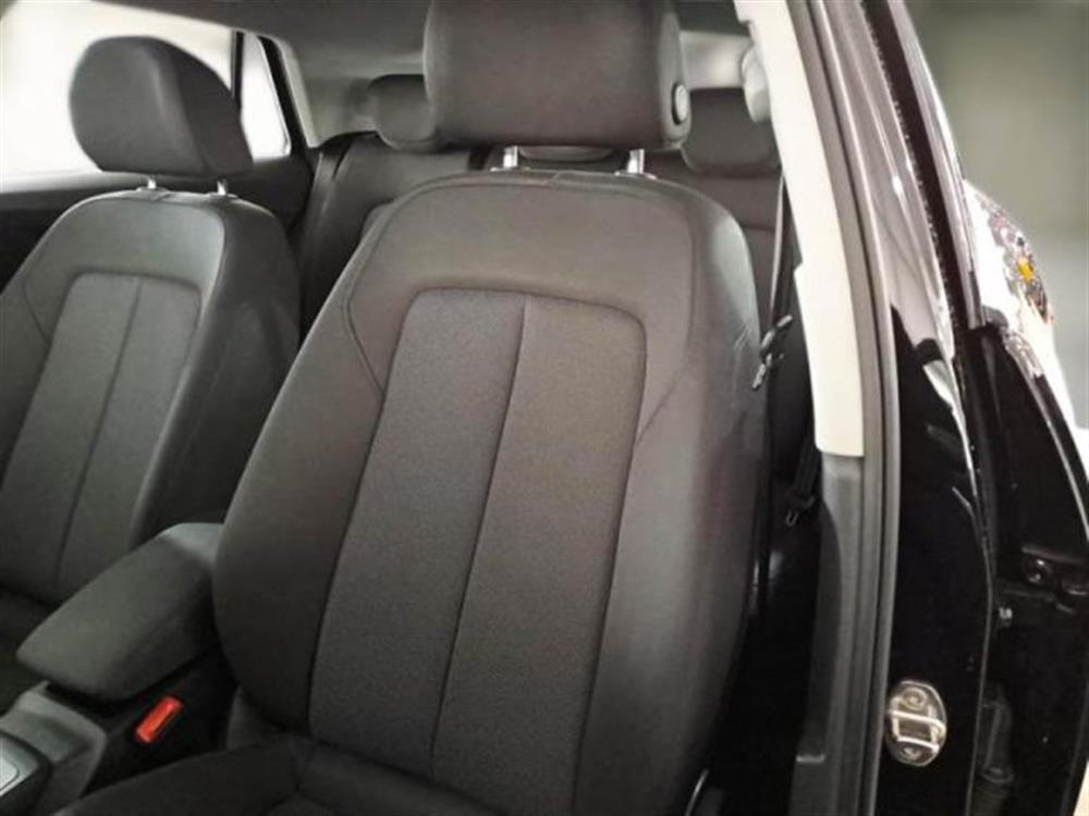 Q2 Q2 30 TDI S tronic