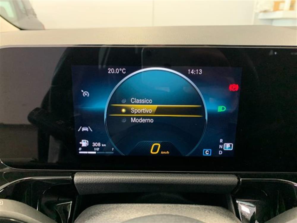 GLA 180 GLA 180 d Automatico Sport P