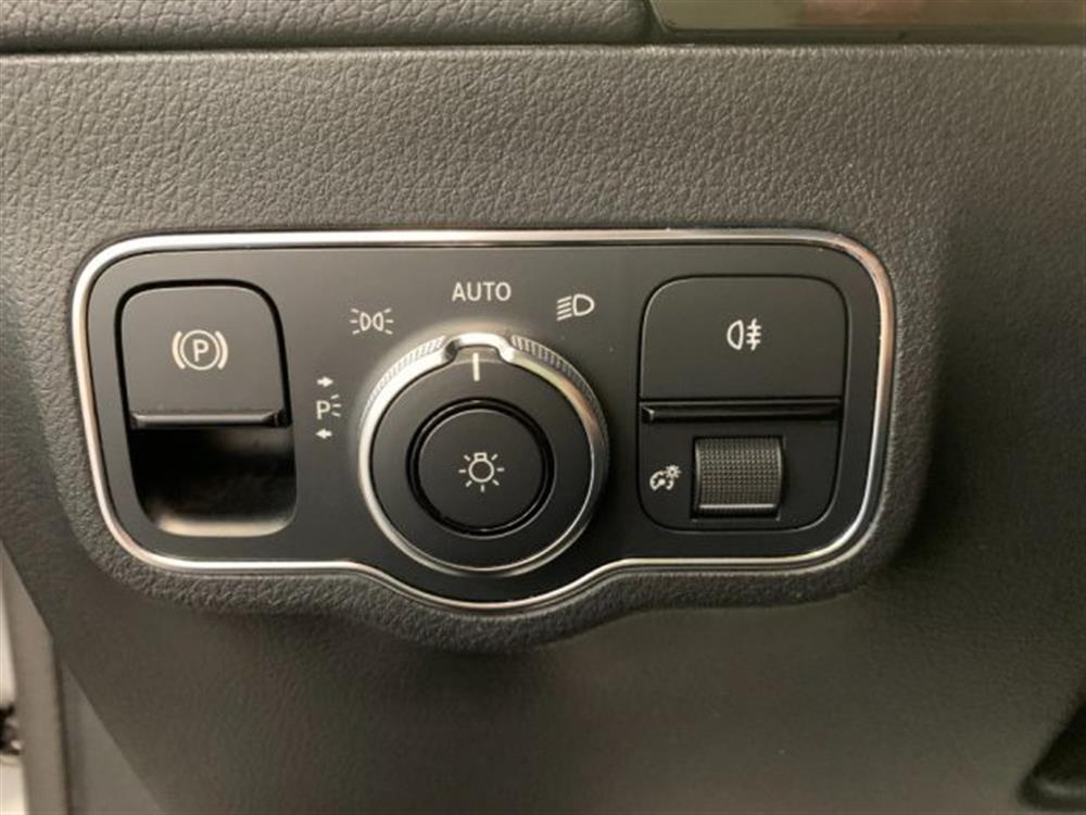 GLA 180 GLA 180 d Automatico Sport P