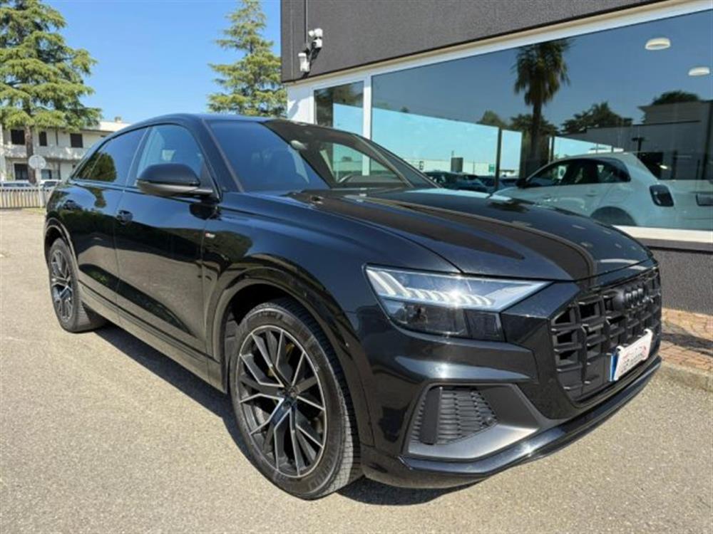 Q8 Q8 50 TDI 286 CV quattr