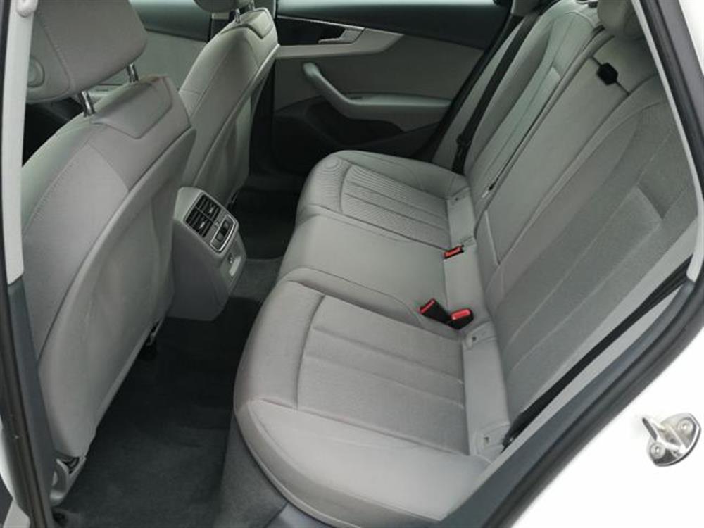 A4 A4 Avant 35 TDI S troni