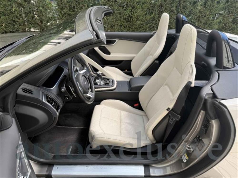F-Type F-Type 2.0 aut. Convertibil