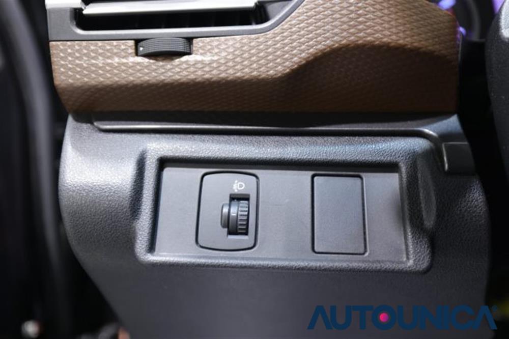 Steed Steed 2.4 ECODUAL 4WD PREM