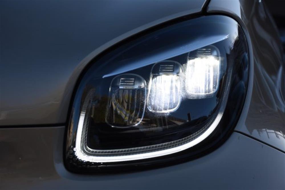 ForTwo ForTwo EQ Gold (22kW) *LED*