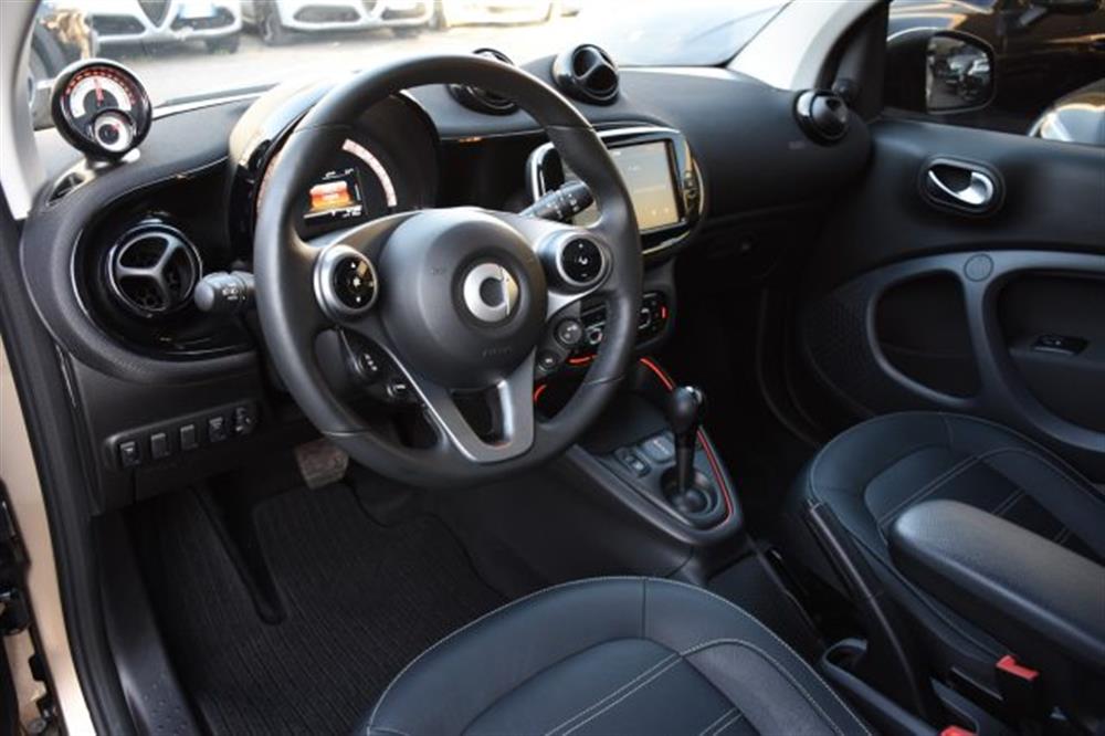 ForTwo ForTwo EQ Gold (22kW) *LED*