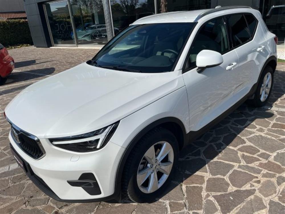 XC40 XC40 B3 CORE AUTOMATICO 1
