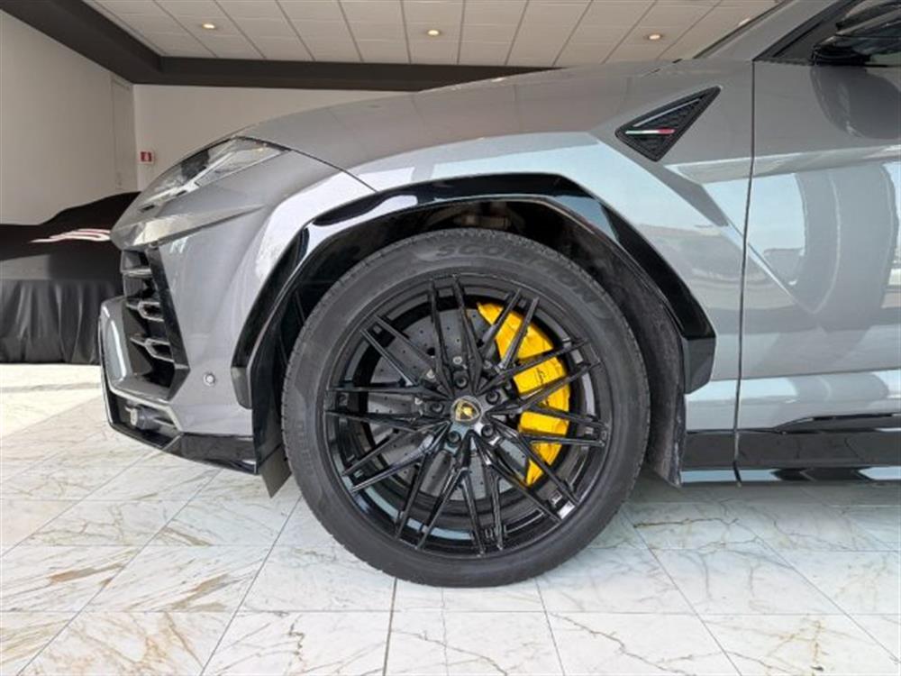 Urus Urus 4.0 650CV