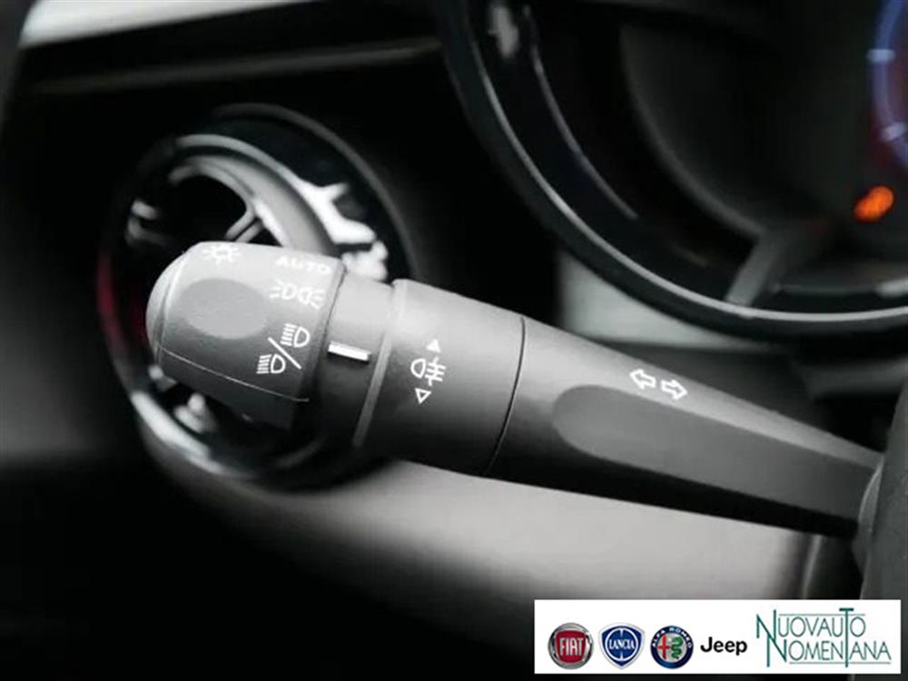 Junior Junior 1.2 136 CV Hybrid eD