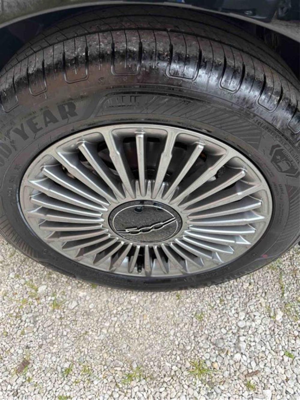 500 500 Berlina Hybrid Torin