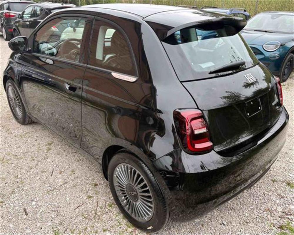 500 500 Berlina Hybrid Torin