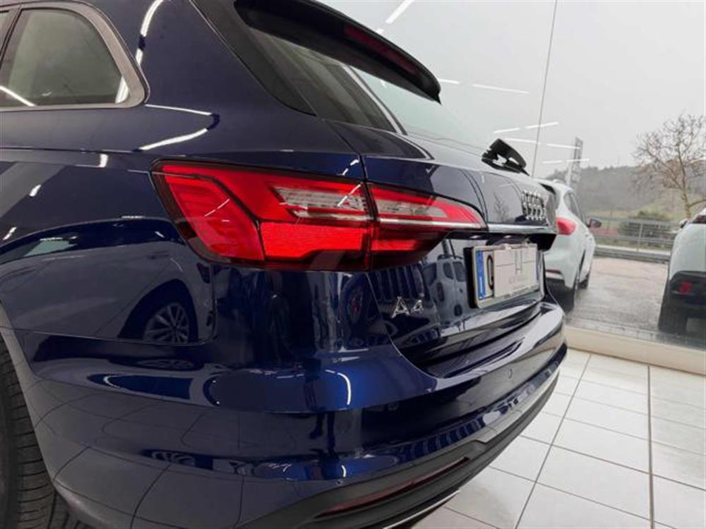 A4 A4 Avant 30 TDI/136 CV