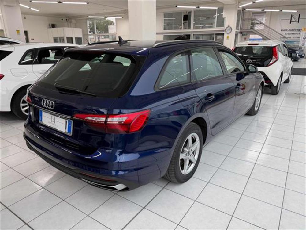 A4 A4 Avant 30 TDI/136 CV