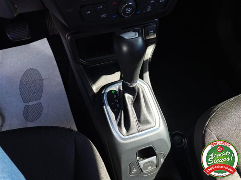 Renegade Renegade 1.5 Turbo T4 MHEV Li