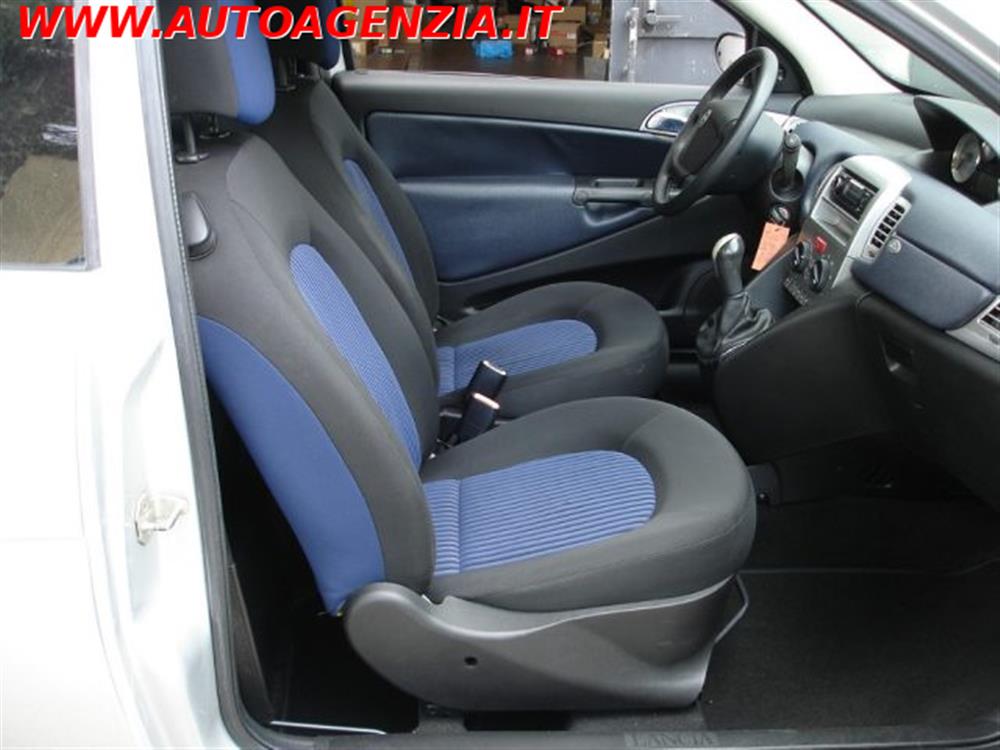 Ypsilon Ypsilon 1.3 MJT 75 CV Oro