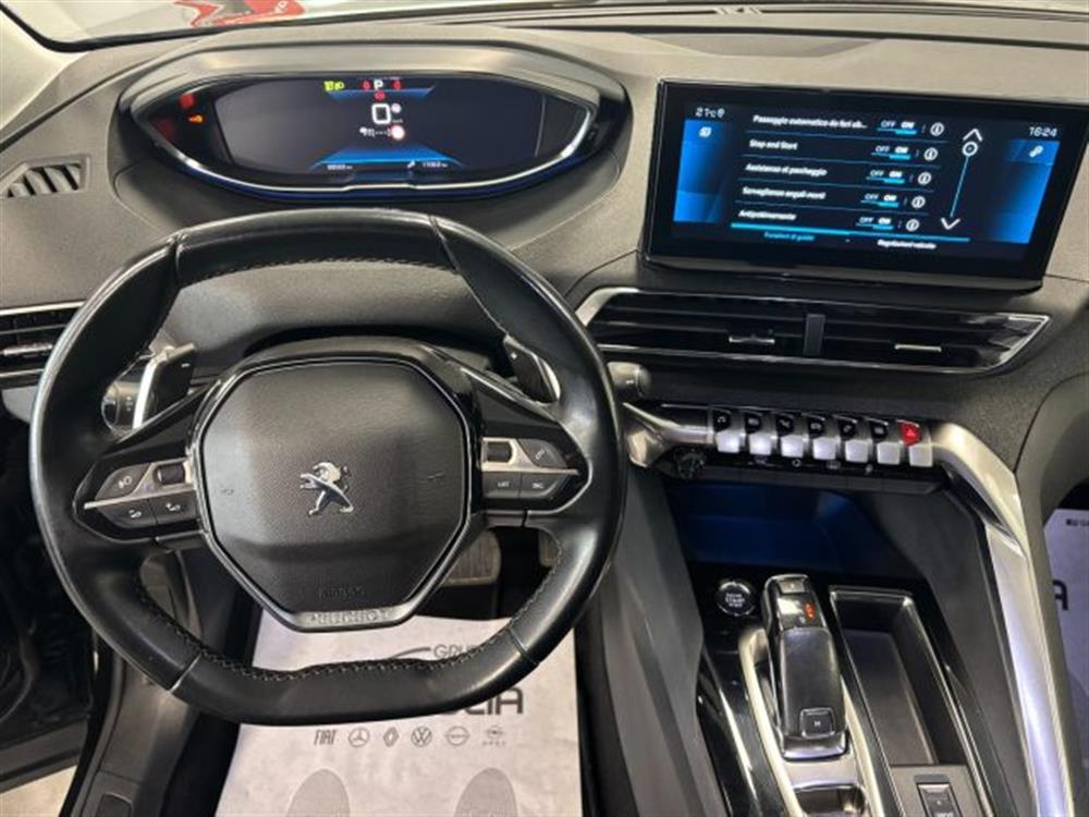 3008 3008 EAT8 Allure Pack Aut