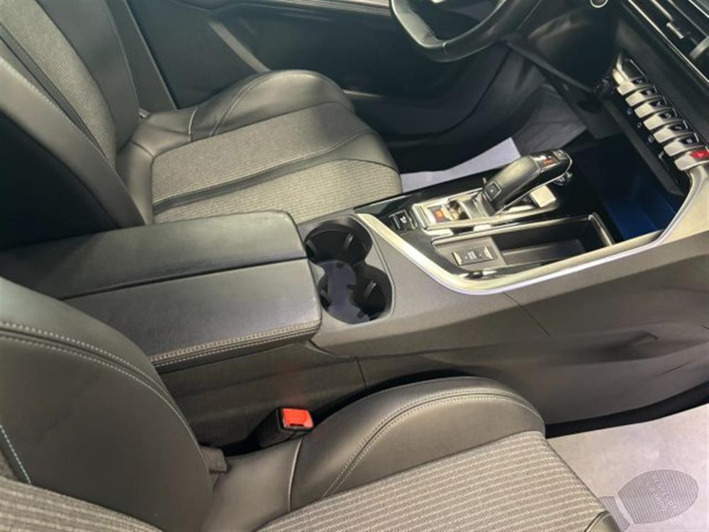 3008 3008 EAT8 Allure Pack Aut