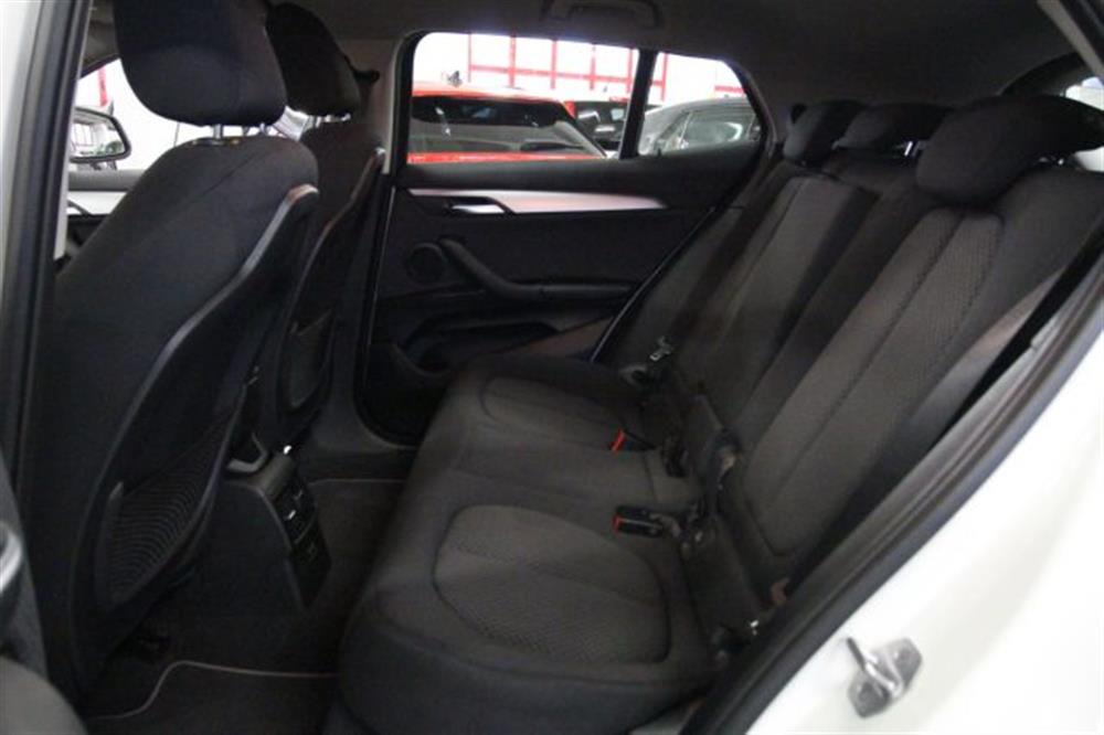 X2 X2 xDrive25e Business-X