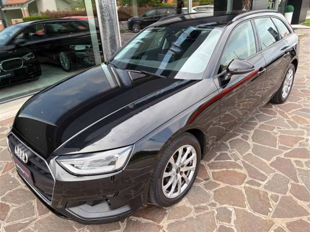 A4 A4 AVANT 30 TDI 136CV S