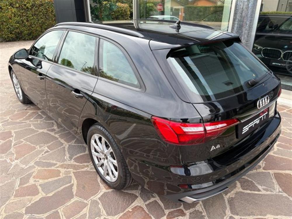 A4 A4 AVANT 30 TDI 136CV S