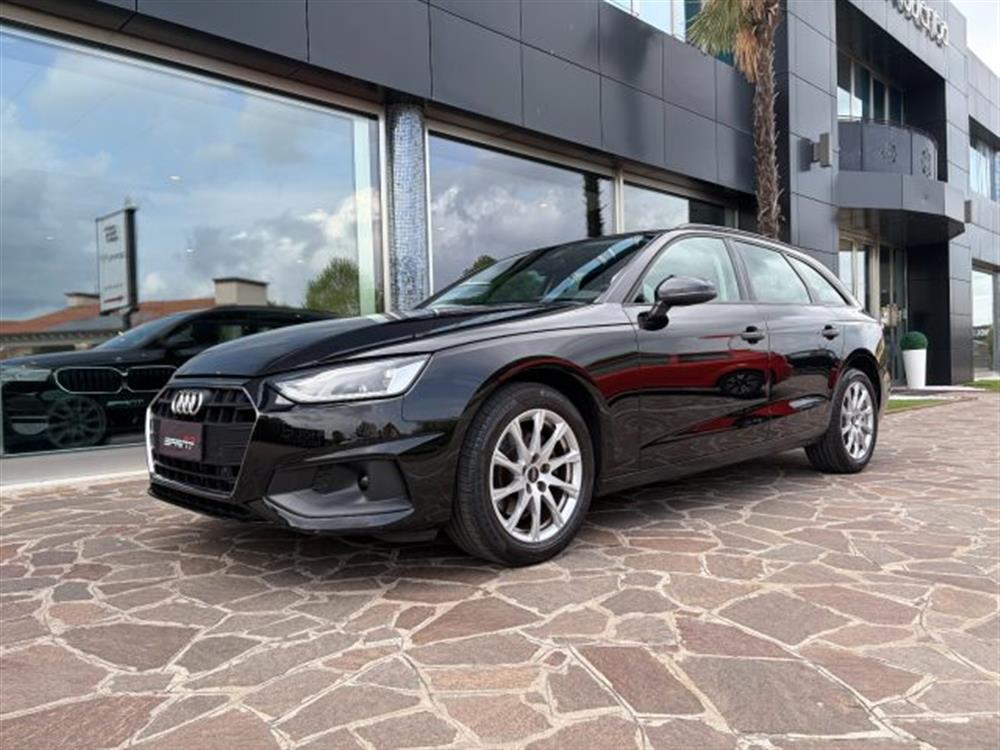 A4 A4 AVANT 30 TDI 136CV S