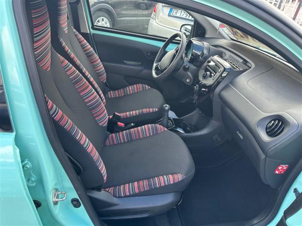 C1 C1 VTi 72 5 porte Shine