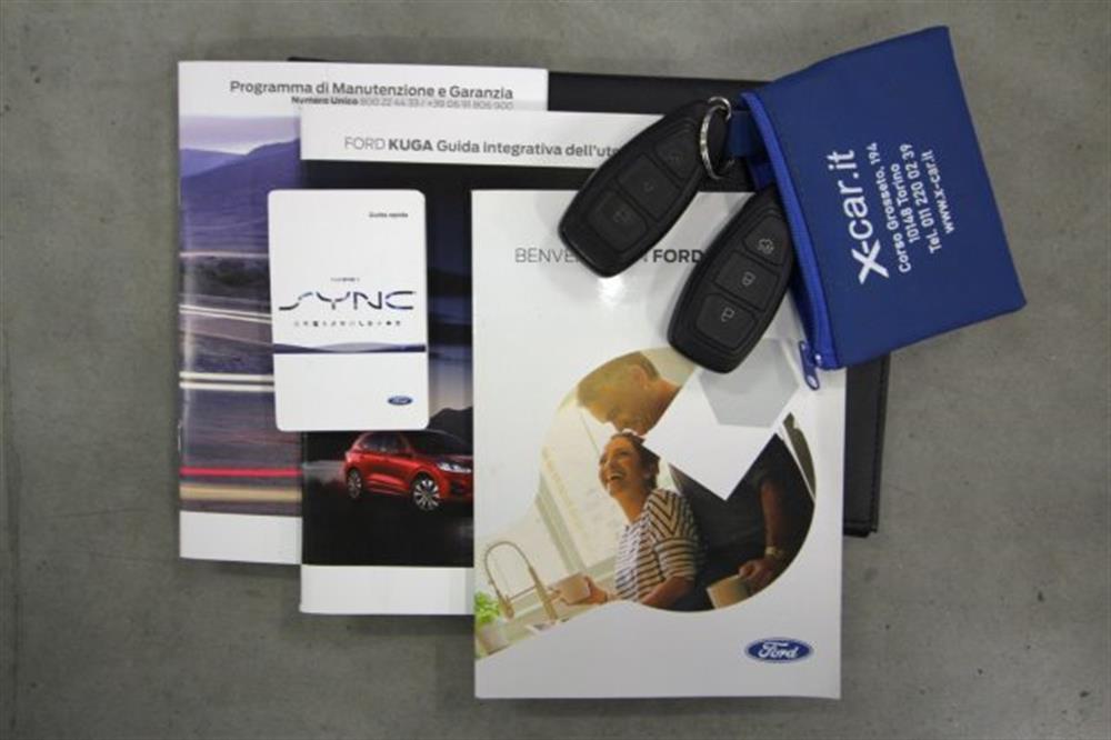 Kuga Kuga 2.5 Plug In Hybrid 2